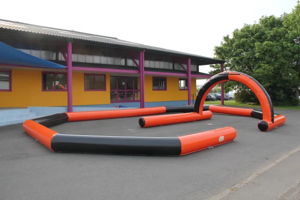 animations 2 roues plus circuit gonflable forme droite tarif
