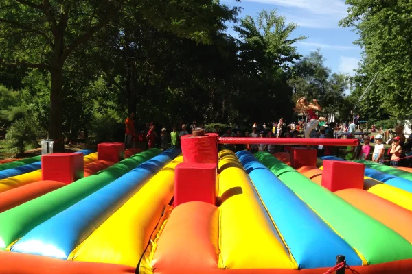 structure gonflables activites sportives faucheuse qualite