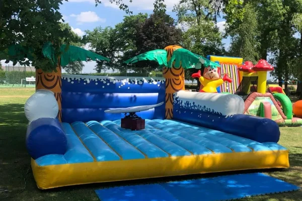 structure gonflables activites sportives surf machine professionnel