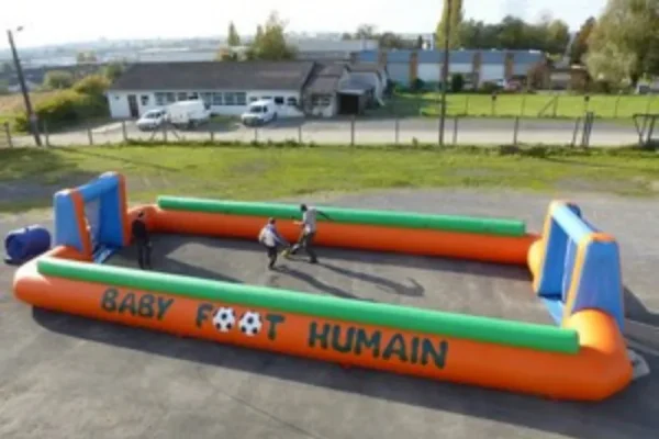structure gonflables activites sportives terrain foot gonflable professionnel
