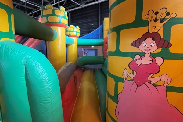 structures gonflables chateaux multi activites chateau fort devis