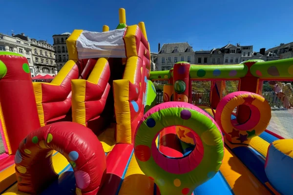 structures gonflables chateaux multi activites circus party prix