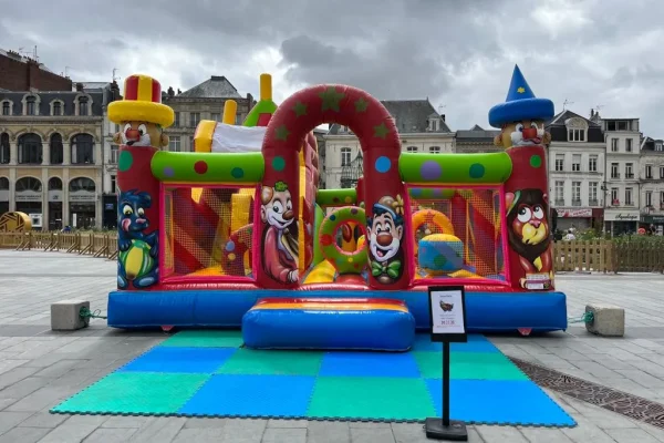 structures gonflables chateaux multi activites circus party professionnel