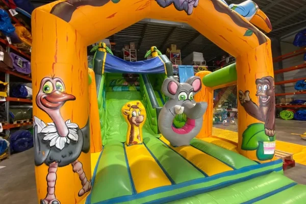 structures gonflables chateaux multi activites combo jungle qualite