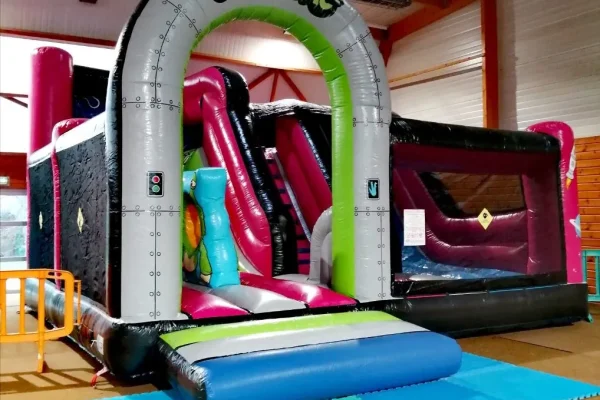 structures gonflables chateaux multi activites galaxie galaxie professionnel