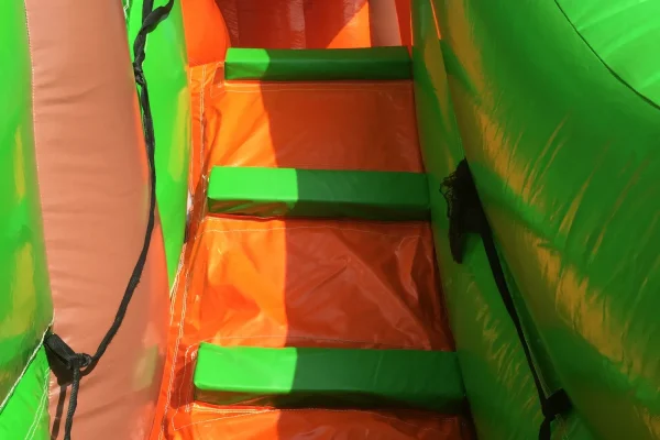 structures gonflables chateaux multi activites garden party qualite