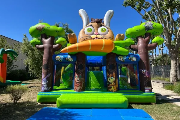 structures gonflables chateaux multi activites rabbit party professionnel