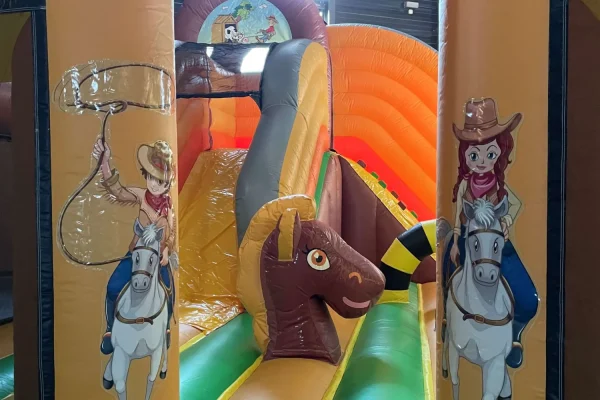 structures gonflables chateaux multi activites western qualite