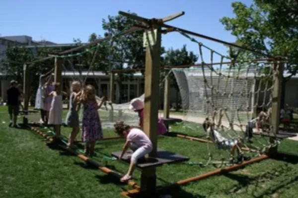trampolines grimpes accrobranches mobil kids 4 ateliers qualite