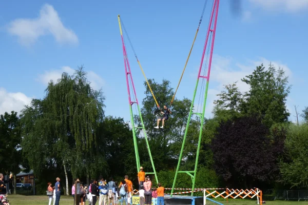 trampolines grimpes tramptrampolines grimpes trampolines ejectorolines elastique 4 pistes professionnel